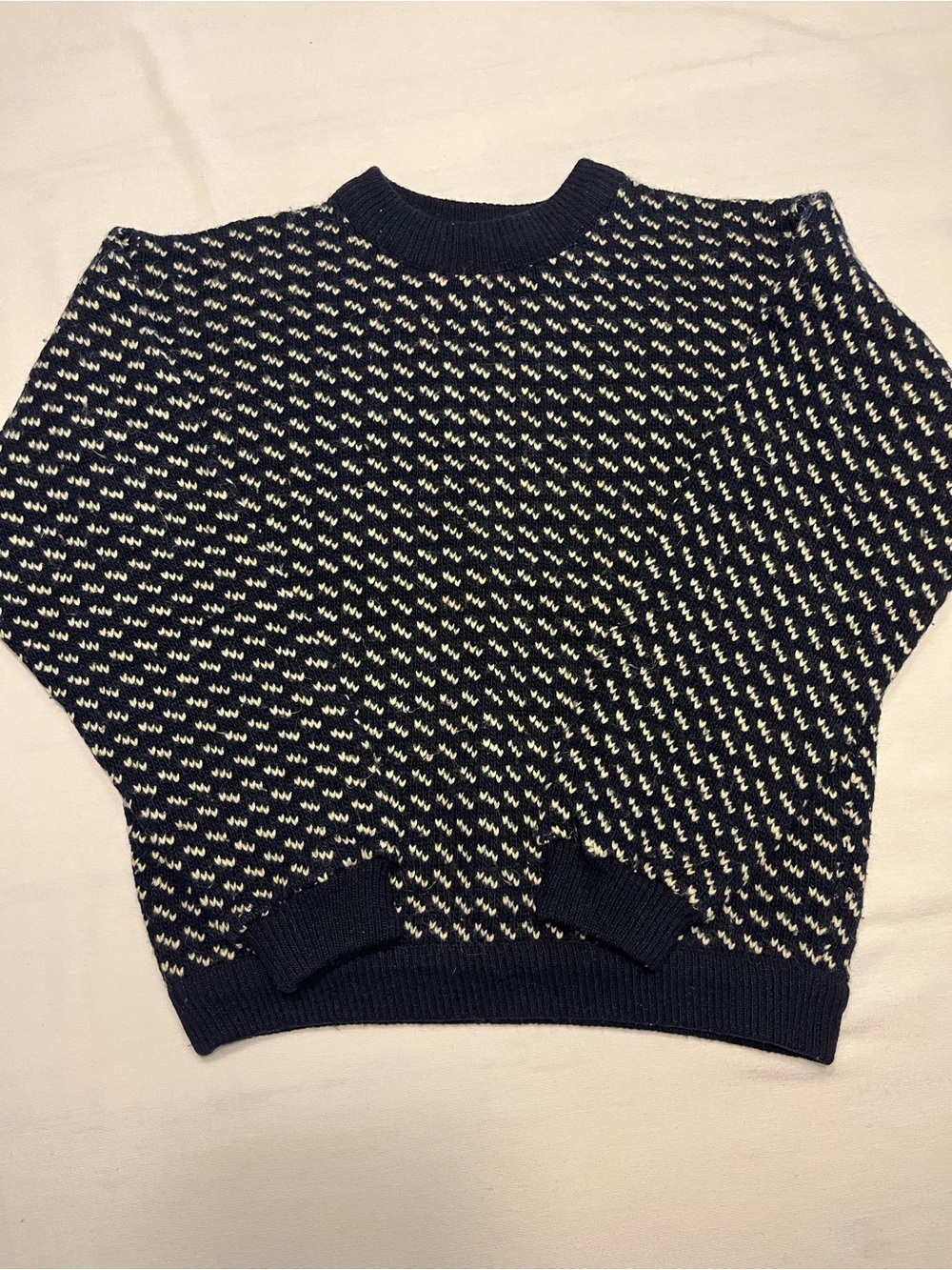 Vintage L.L. Bean Navy and White Norwegian Wool Women's Crewneck Sweater